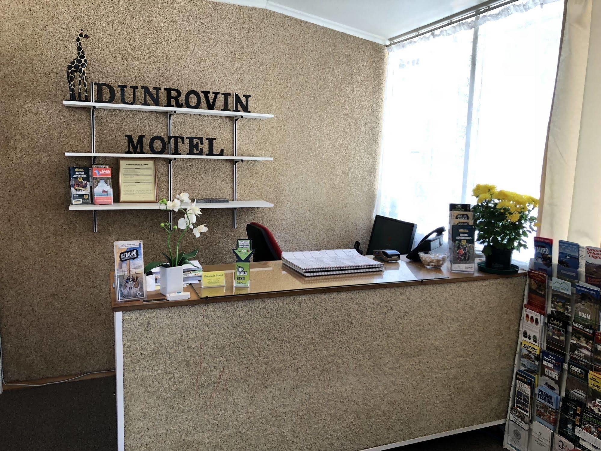 Dunrovin Motel Taupo Ngoại thất bức ảnh